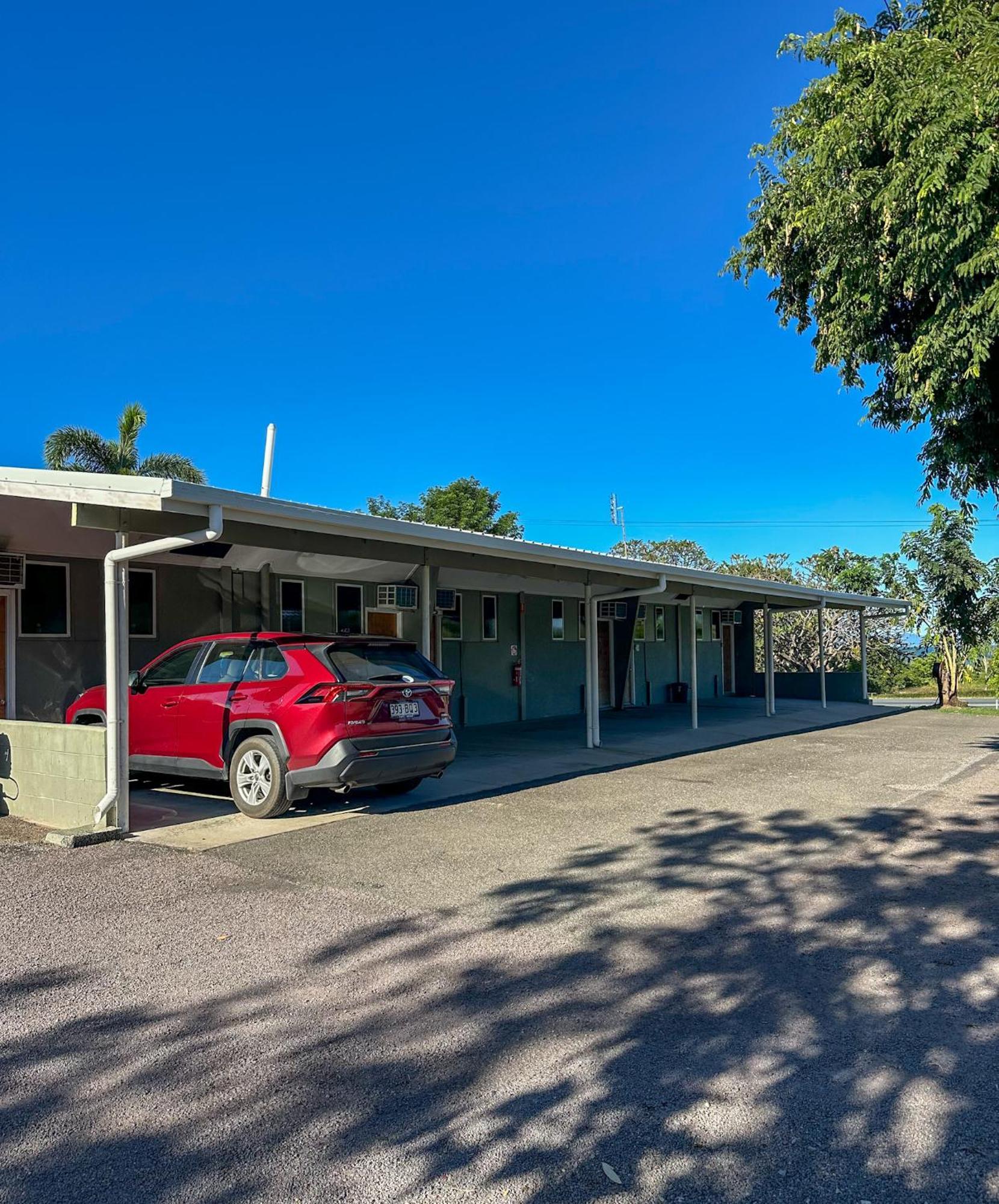 Ocean View Motel 3*